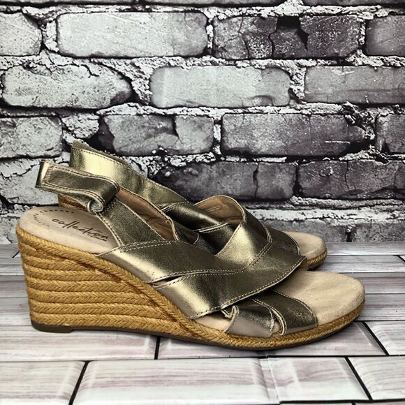 Clarks Collection Bronze Gold Leather Strap Wedges Sandals Women Sz 8.5M US/39.5 - Picture 1 of 16